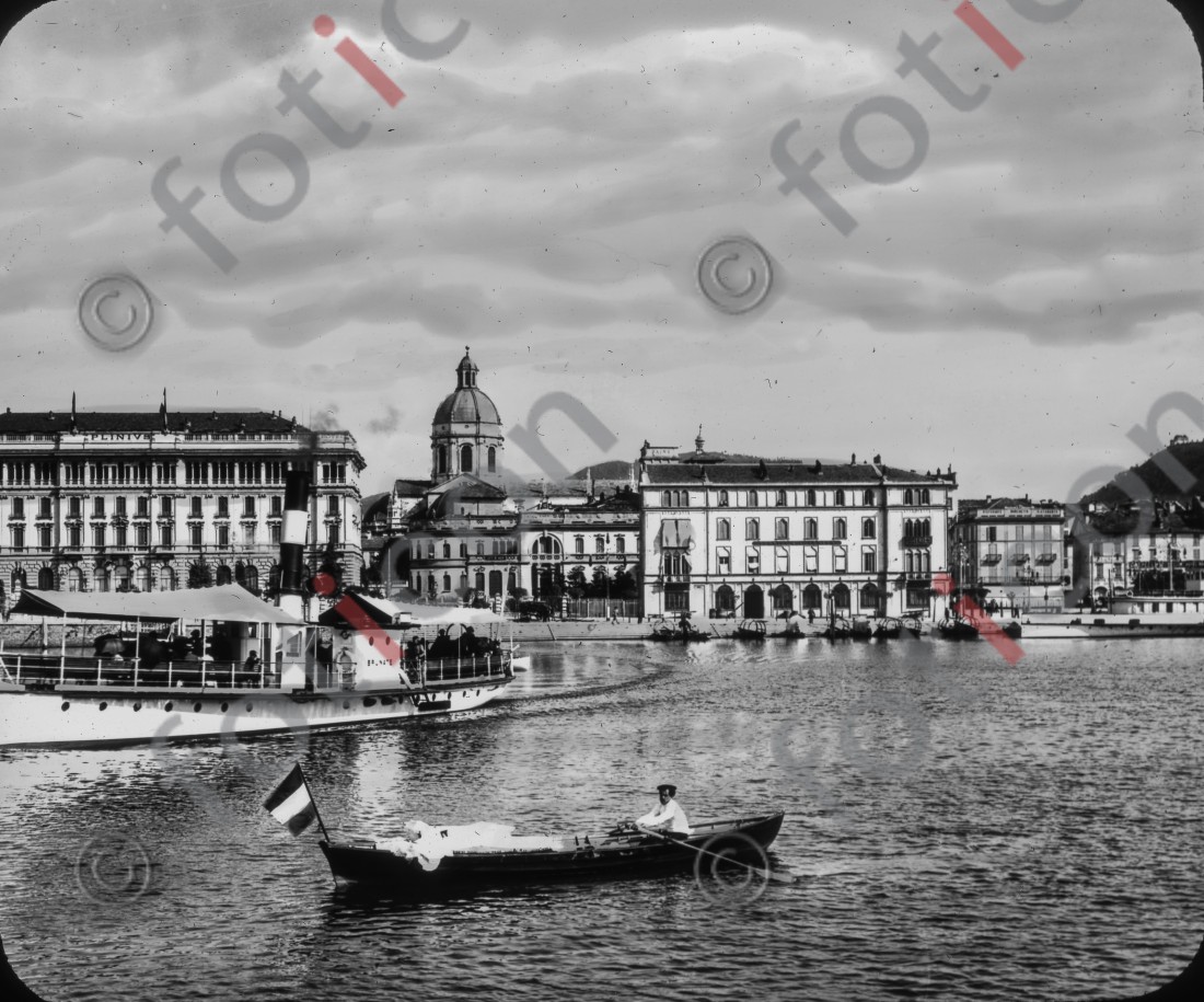 Blick auf die Piazza Cavour | View of Piazza Cavour - Foto foticon-simon-176-009-sw.jpg | foticon.de - Bilddatenbank für Motive aus Geschichte und Kultur